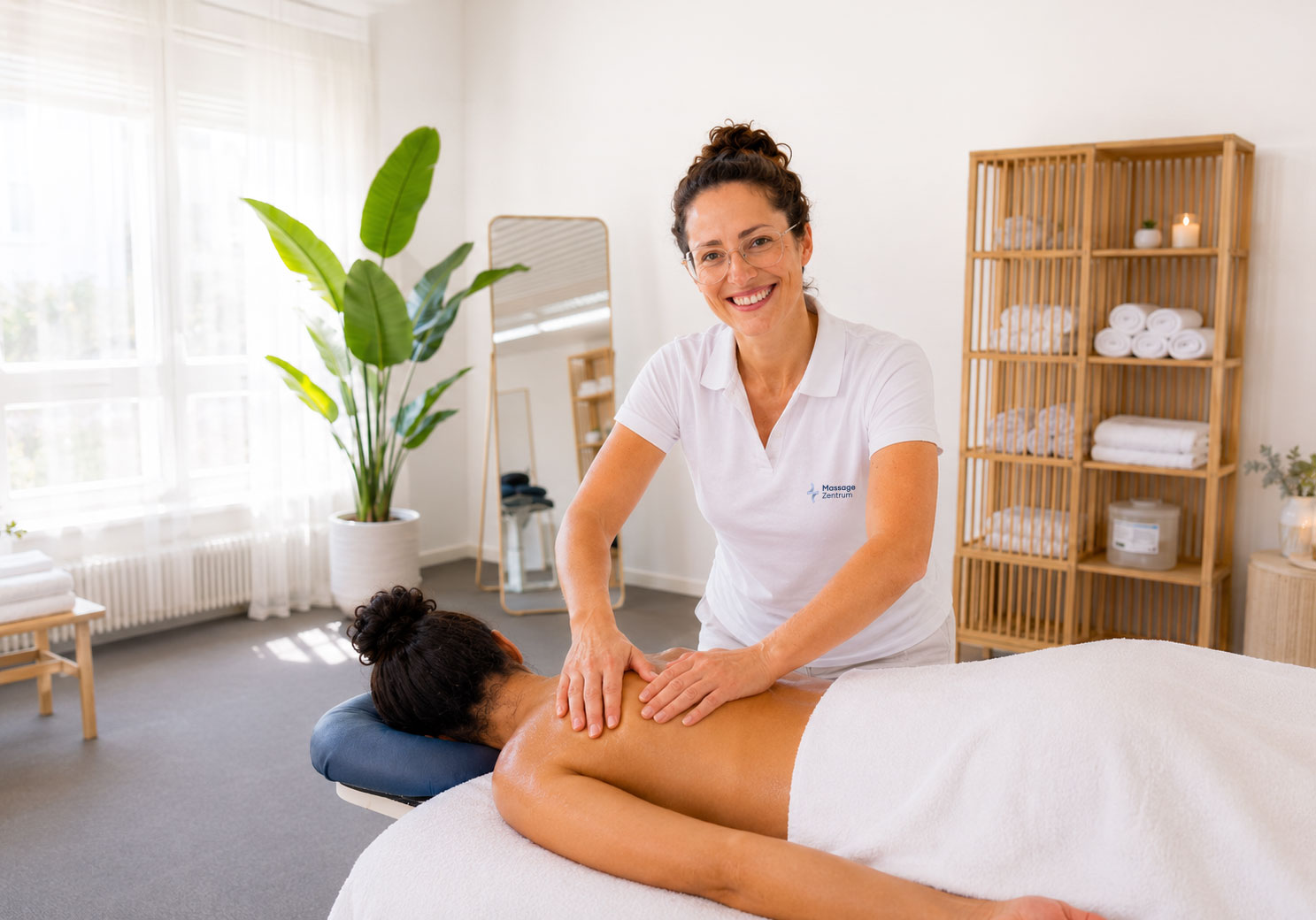 Therapeutische Massage im Massage Zentrum Baden